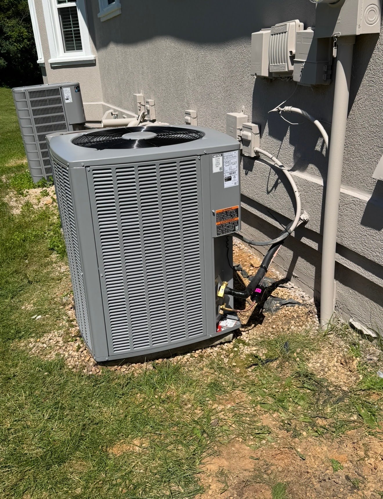 Outdoor AC condenser unit
